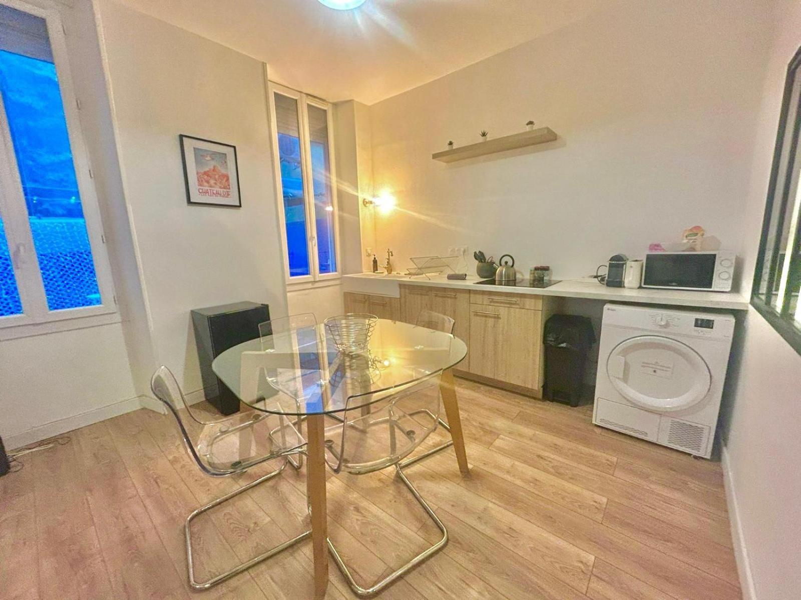 Chez Marie Et Romain- Appartement De Charme Au Coeur De La Joliette Proche Panier Centre Ville Марсель Екстер'єр фото